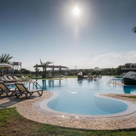 Thalassa Beach And Family With Private Pool Apartament Vokolidha
